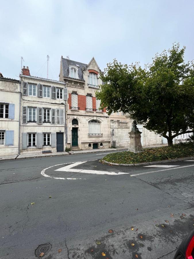 L'Appart Sur Jardin 42M2 Tres Calme La Rochelle  Ngoại thất bức ảnh