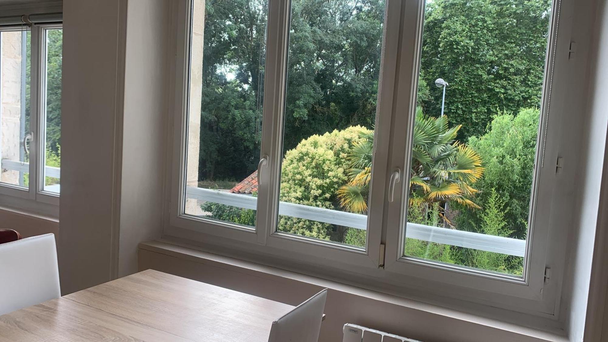 L'Appart Sur Jardin 42M2 Tres Calme La Rochelle  Ngoại thất bức ảnh